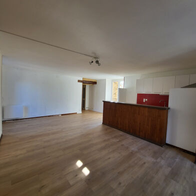 Appartement 5 pièces 770 €