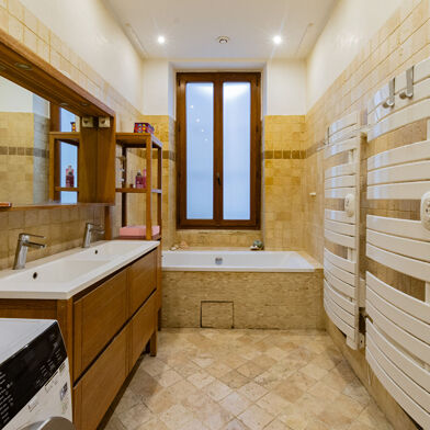 Appartement 4 pièces 295000 €