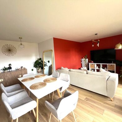 Appartement 3 pièces 780 €