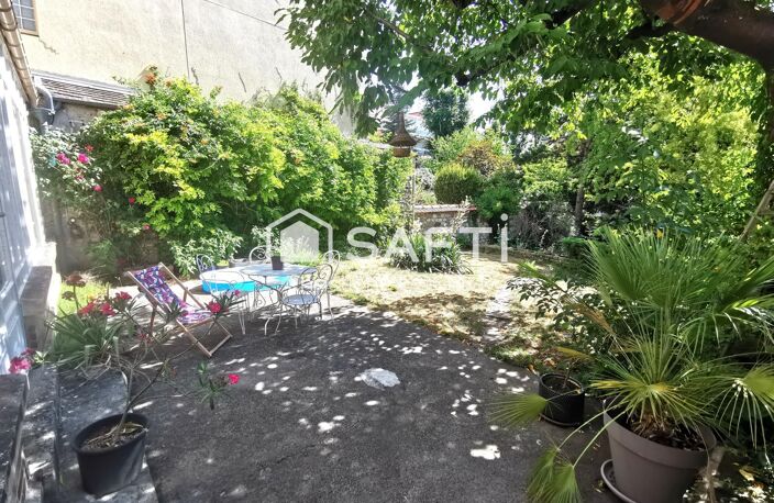 Belle demeure à Melun avec parking et jardin sans vis-à-vis — photo 3