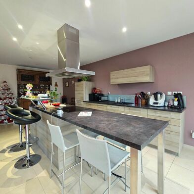 Maison 7 pièces 446000 €