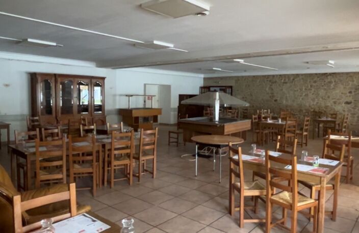Hôtel Restaurant - Une opportunité rare pour créer votre projet. Une adresse pleine de possibilité pour entrepreneurs et investisseur.  — photo 3
