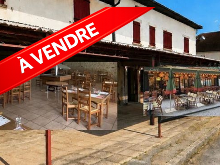 Hôtel Restaurant - Une opportunité rare pour créer votre projet. Une adresse pleine de possibilité pour entrepreneurs et investisseur.  — photo 1