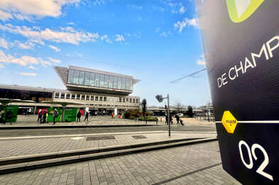 Bureau 4 pièces 1362 €