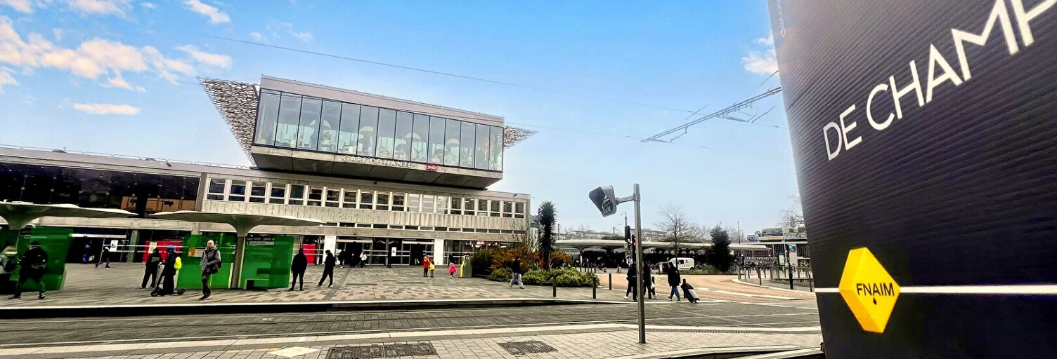 Bureau 4 Pièces 87 m² à louer à Nantes (44000)