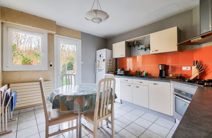 A VENDRE MAISON DE 6 PIÈCES SUR CESSON SEVIGNE QUARTIER LA RENAUDIERE — photo 4
