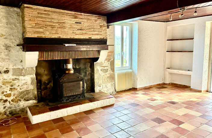 Maison de campagne en pierre , très belle vue position dominante — photo 2