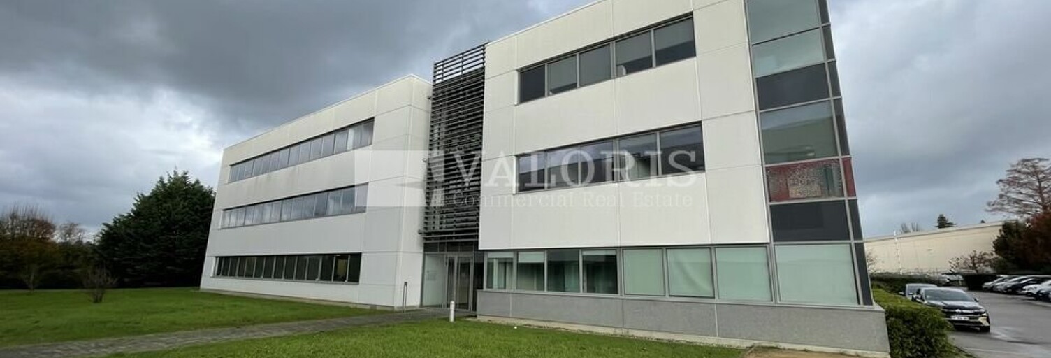 Bureau  538 m² à louer à Dardilly (69570)