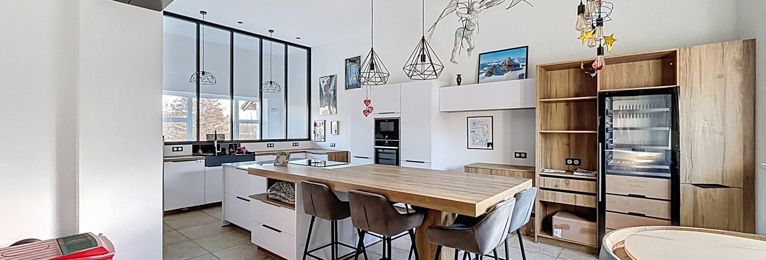 Maison 8 Pièces 283 m² à vendre à Dieuze (57260)