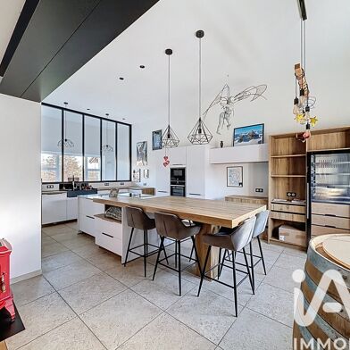 Maison 8 pièces 335000 €