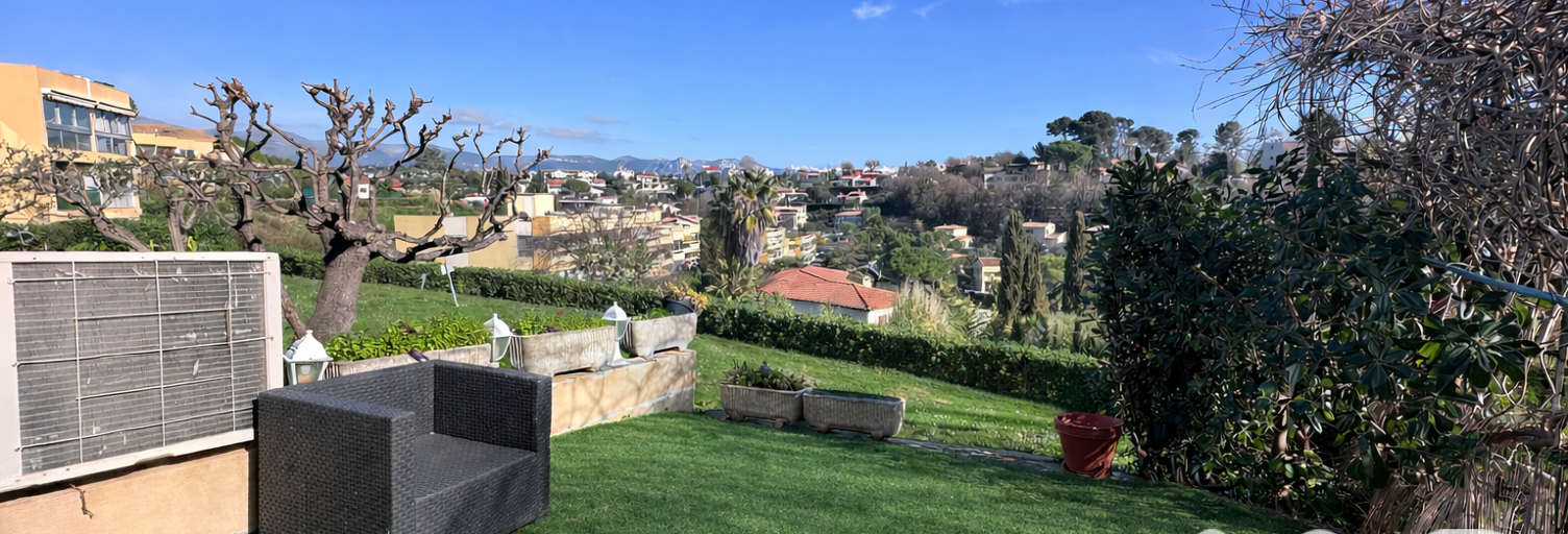 Appartement 3 Pièces 32 m² à vendre à Villeneuve-Loubet (06270)