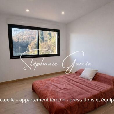 Appartement 4 pièces 256000 €