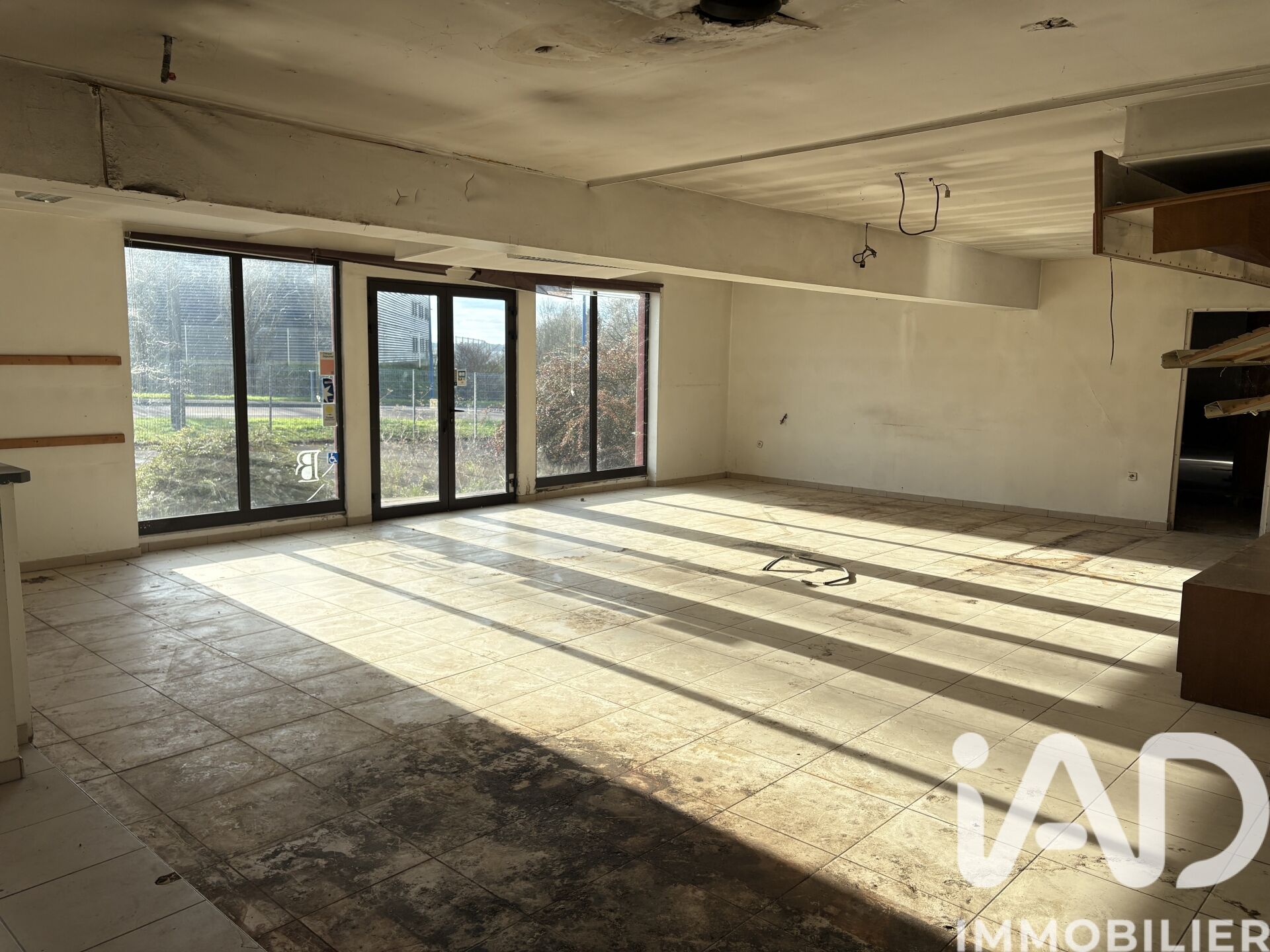 Vente Immeuble 245 m² - Photo 2