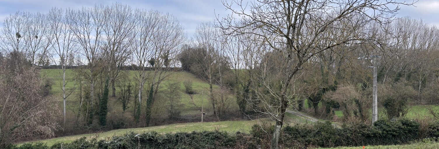 Terrain  485 m² à vendre à Mogneneins (01140)