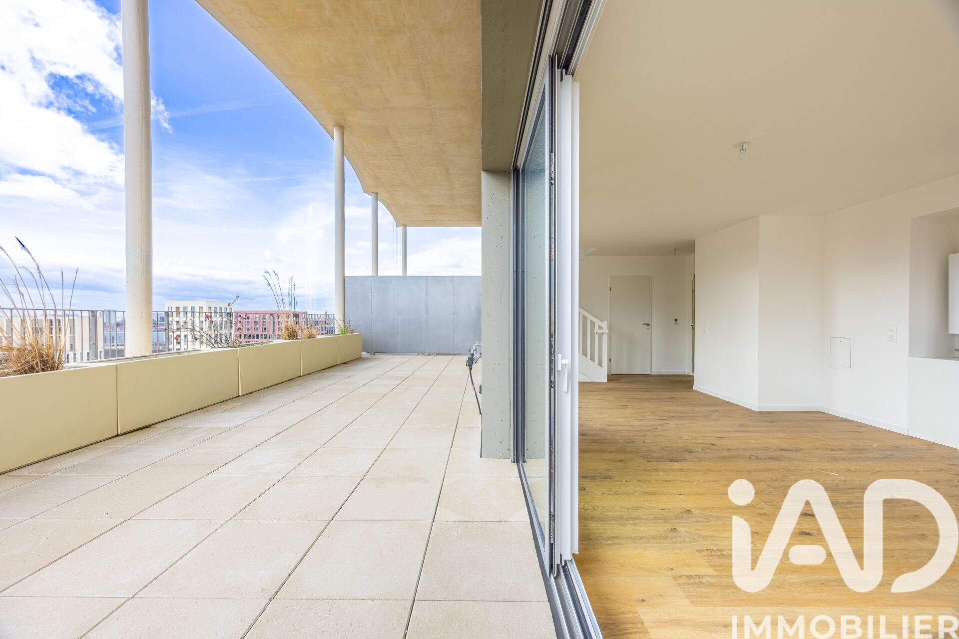 Bordeaux - 92m² - 4p. - 3ch.