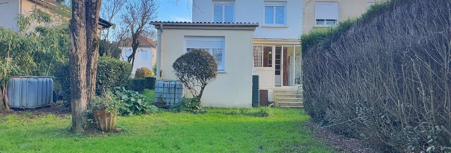 Maison 4 Pièces 79 m² à vendre à Sauzé-Vaussais (79190)