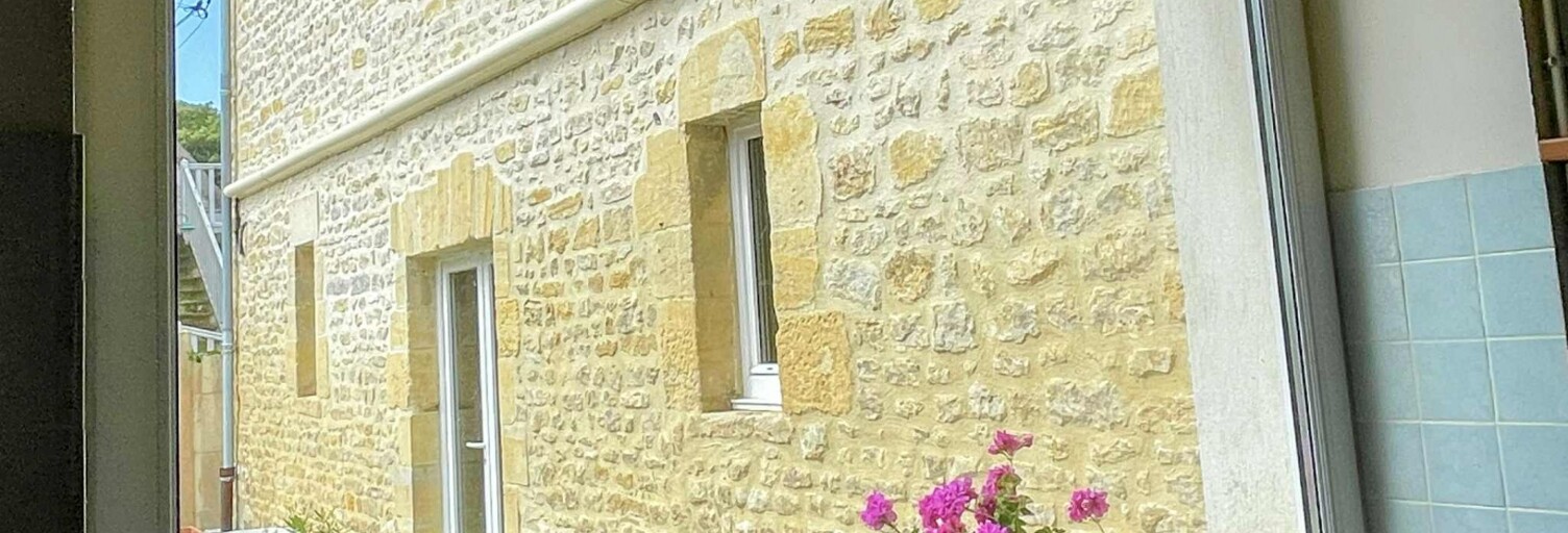 Maison 9 Pièces 299 m² à vendre à Commes (14520)