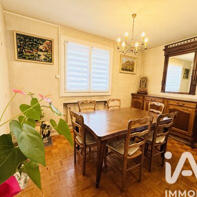 Appartement 4 pièces 90000 €