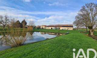 Maison 9 Pièces 213 m² à vendre à Puy-du-Lac (17380)