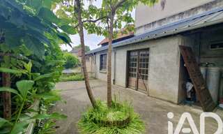 Immeuble  195 m² à vendre à Saint-Yrieix-la-Perche (87500)