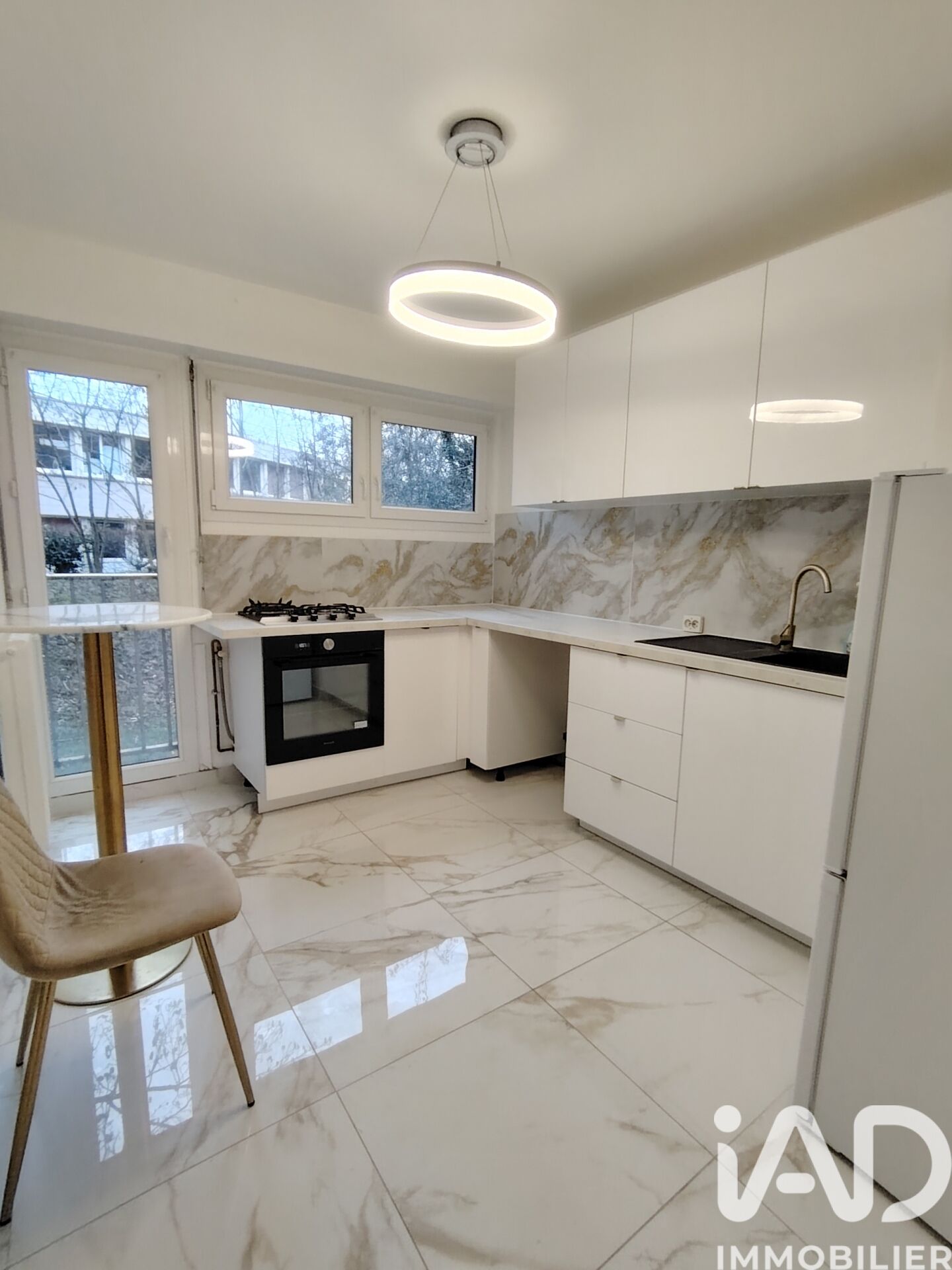 Vente Appartement 2 pièces - Photo 2