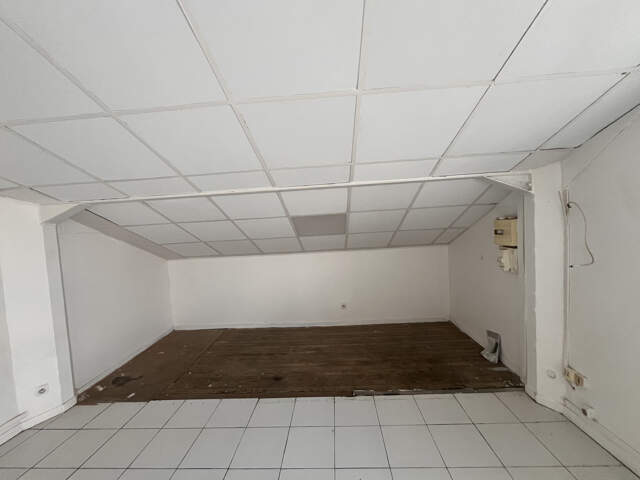 Local Commercial de 35m2 aux Abymes — photo du bien