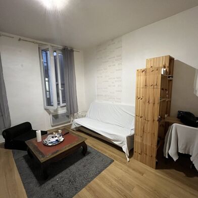 Immeuble  145800 €