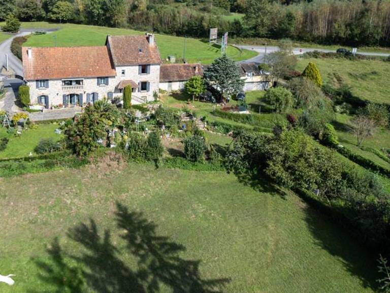 Maison en pierre de 12 pièces principales — photo 1
