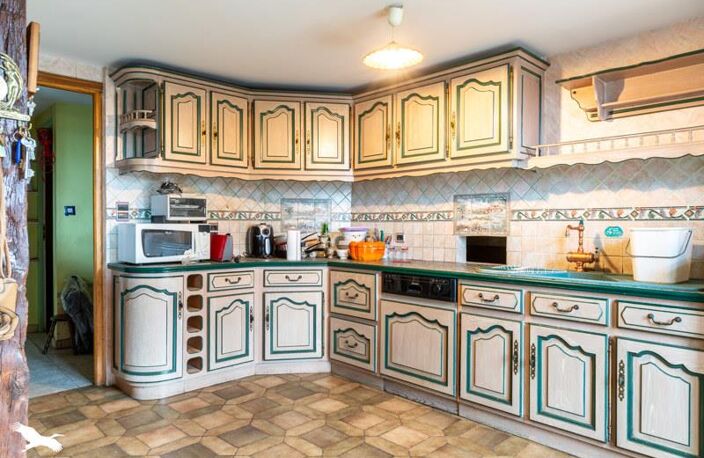 Maison en pierre de 12 pièces principales — photo 2