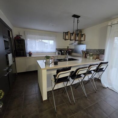 Maison 7 pièces 346500 €