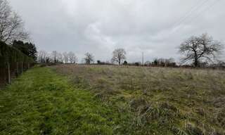 Terrain  9440 m² à vendre à Saint-Junien (87200)