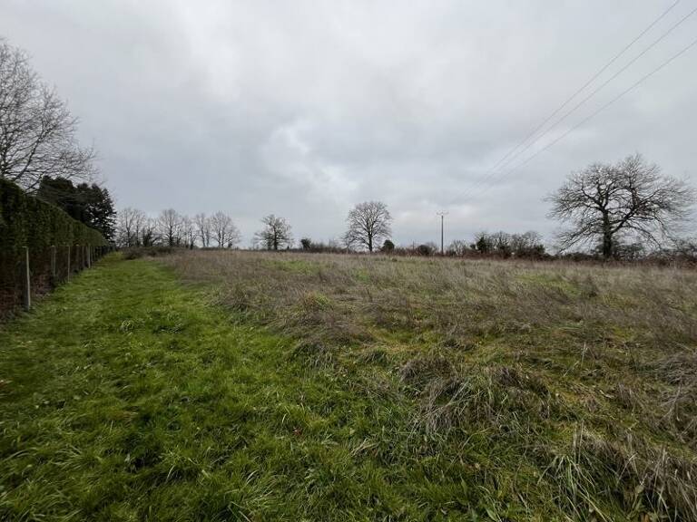 Terrain à construire  9440 m²  — photo 1