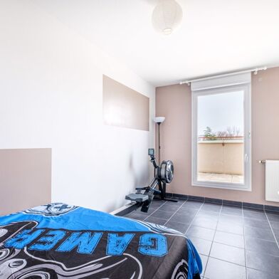 Appartement 4 pièces 348963 €