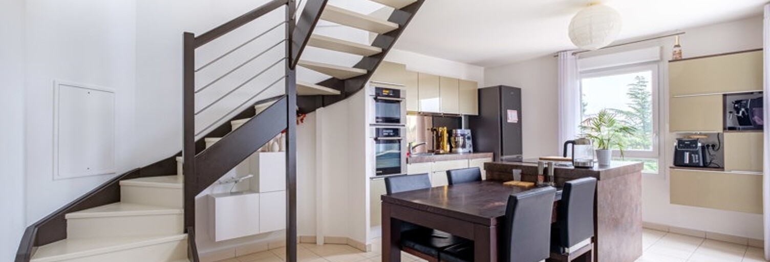 Appartement 4 Pièces 93 m² à vendre à Saint-Priest (69800)