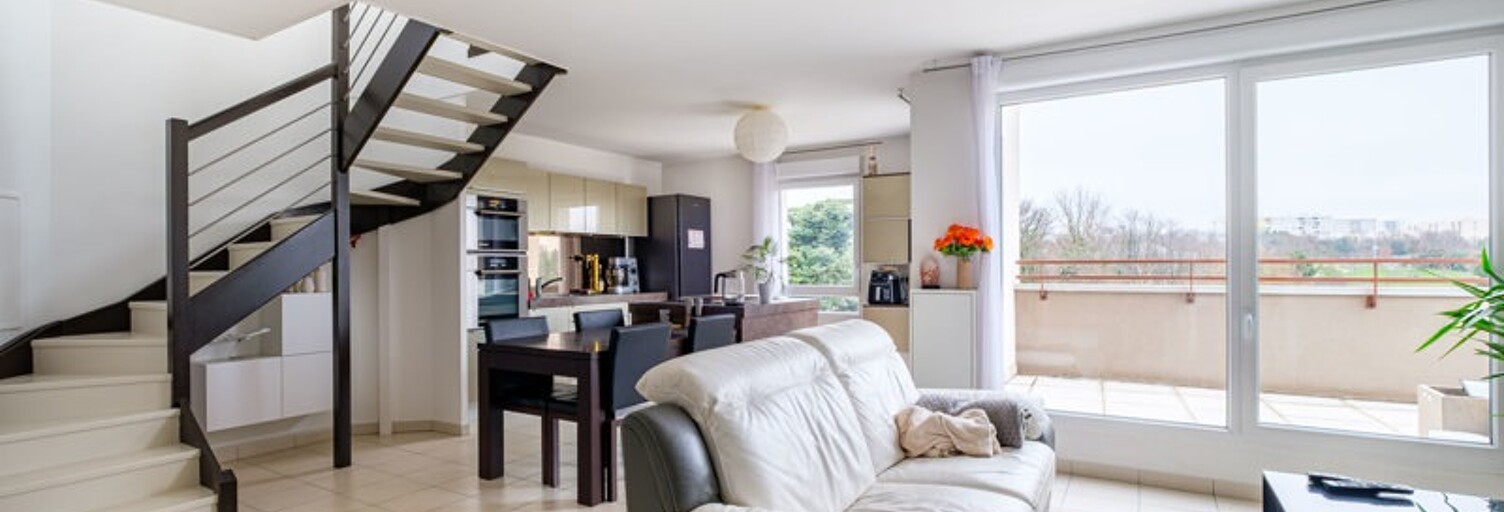 Appartement 4 Pièces 93 m² à vendre à Saint-Priest (69800)