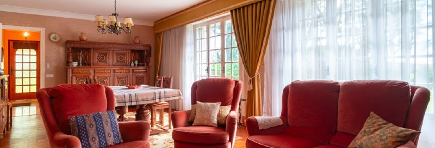 Maison 8 Pièces 187 m² à vendre à Scaër (29390)