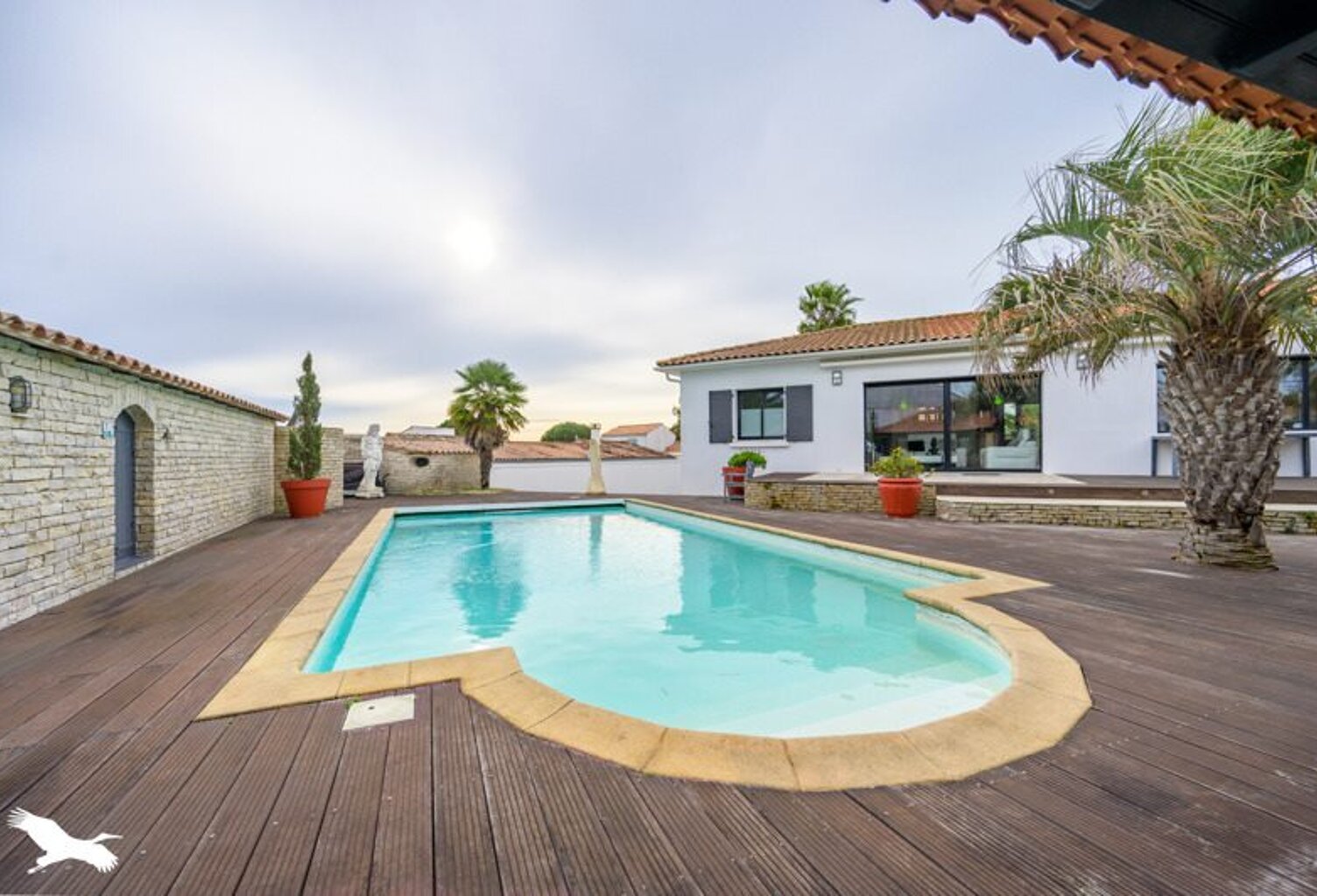 Villa de 6 pièces principales — photo 1
