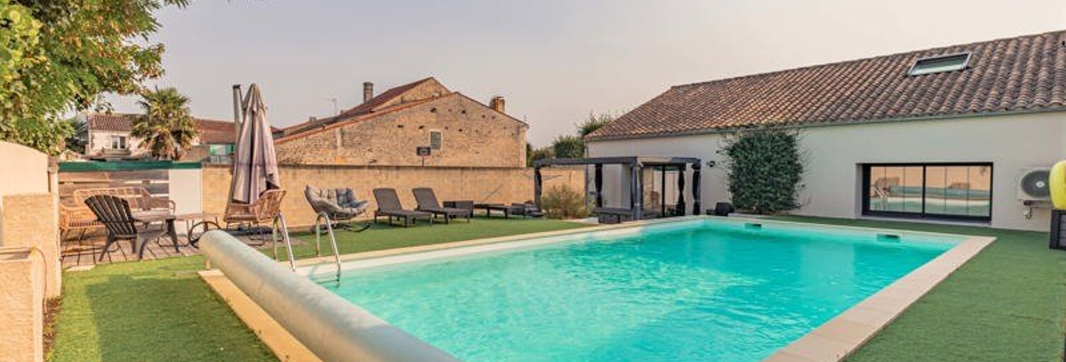 Maison 5 Pièces 143 m² à vendre à Beurlay (17250)