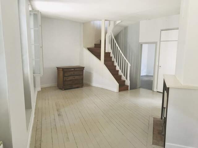 Maison de ville de 3 pièces principales — photo du bien