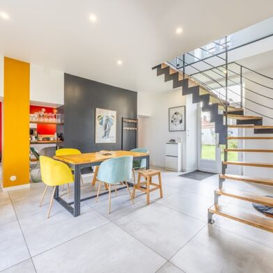 Maison 7 pièces 292050 €