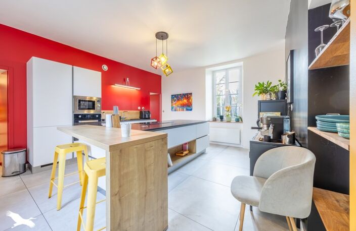 Maison en pierre de 7 pièces principales — photo 2