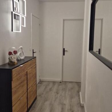 Appartement 3 pièces 1300 €