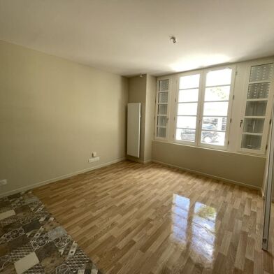 Appartement 1 pièces 340 €