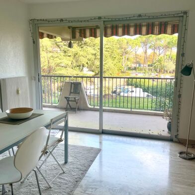 Appartement 3 pièces 1600 €