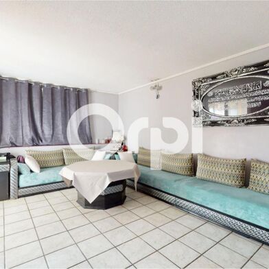 Appartement 4 pièces 215000 €