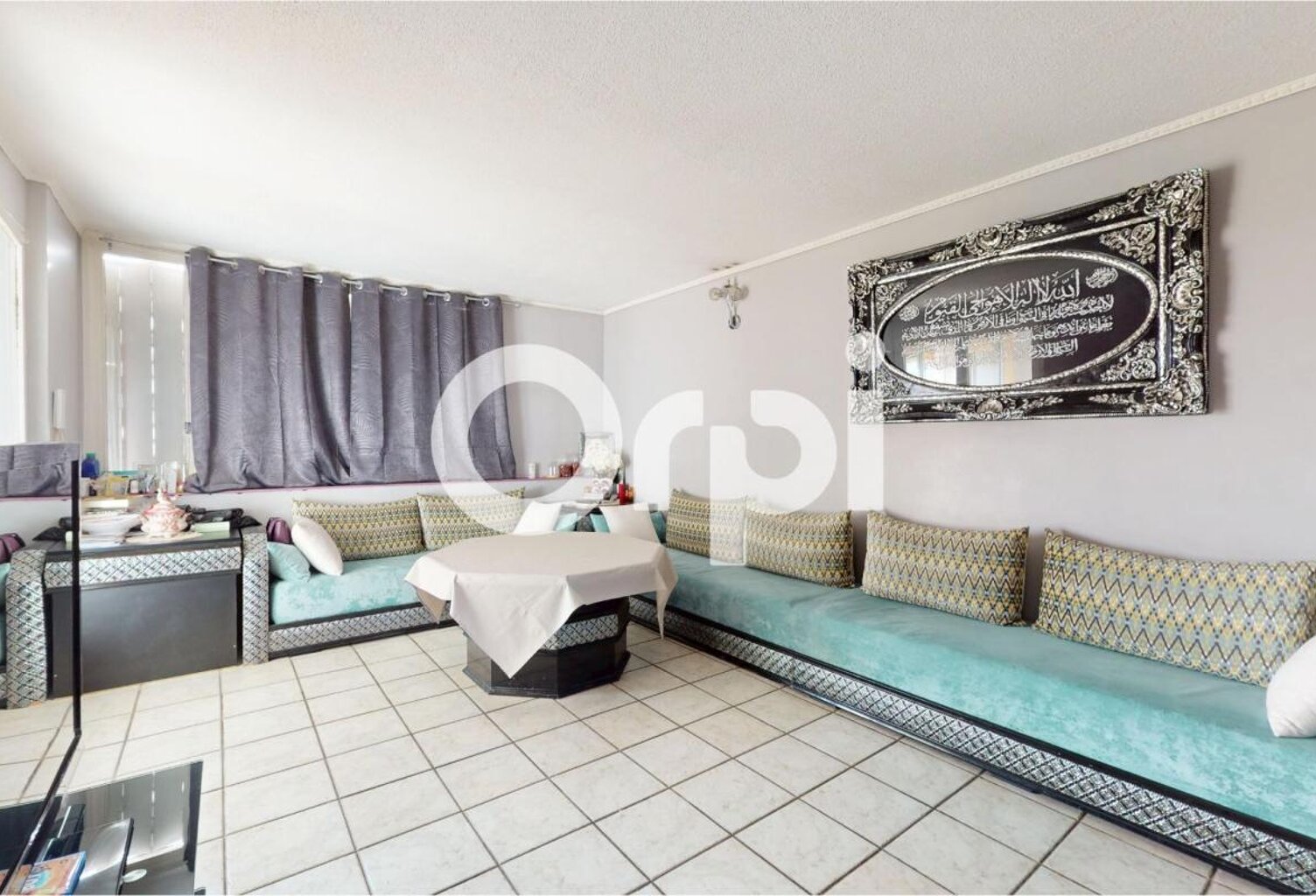 BRON-ESSARTS – 84 m², 4 chambres, loggia plein Sud – Métro et universités — photo 1