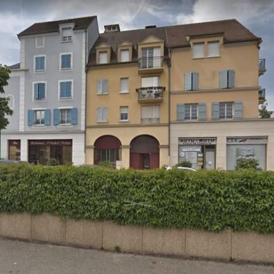 Appartement 2 pièces 909 €
