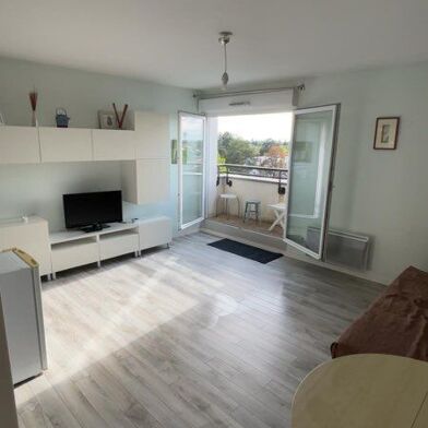 Appartement 1 pièces 550 €