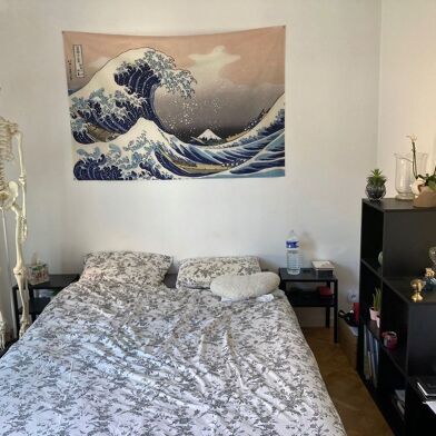 Appartement 3 pièces 1100 €