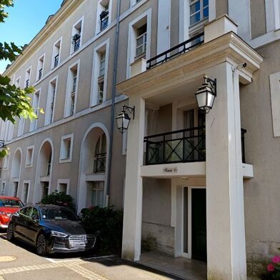 Appartement 1 pièces 550 €